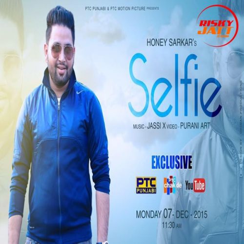Selfie Honey Sarkar
